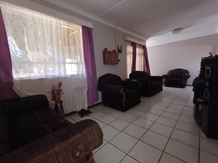 3 Bedroom Property for Sale in Roosheuwel North West